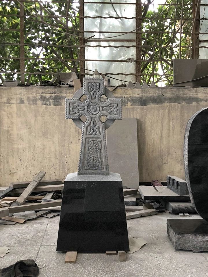 Purchase the best headstone in Glasgow at the best rate
