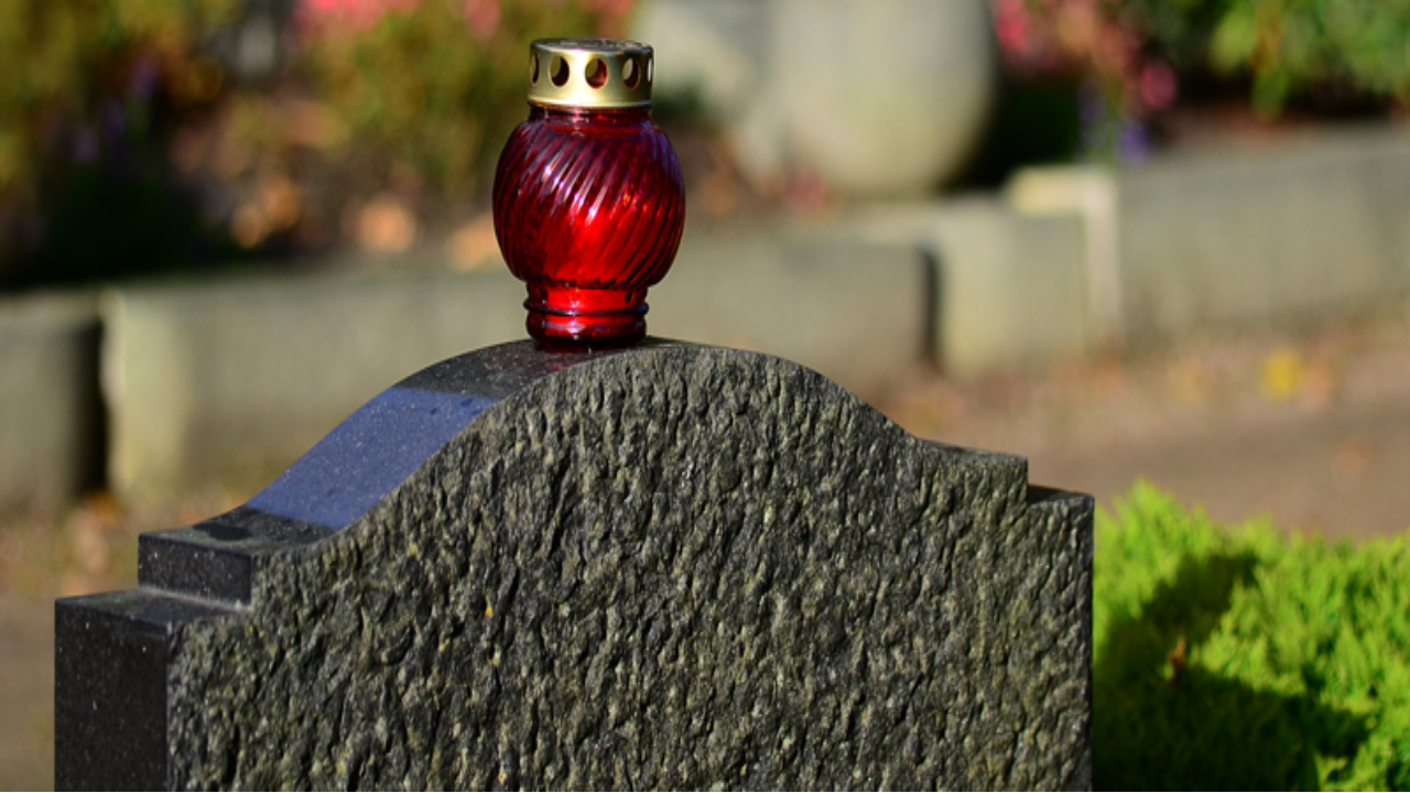 Best SCULPTORS Headstones in Glasgow