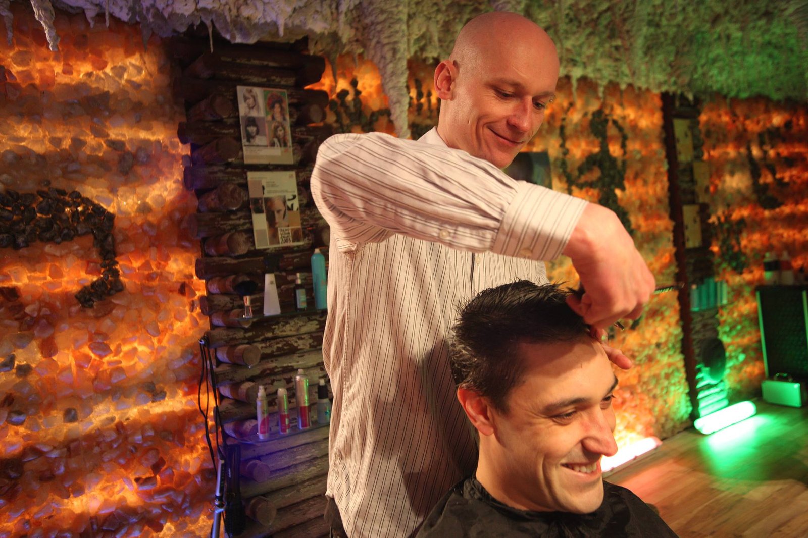 Hairdresser and Beauty Salon in Bath