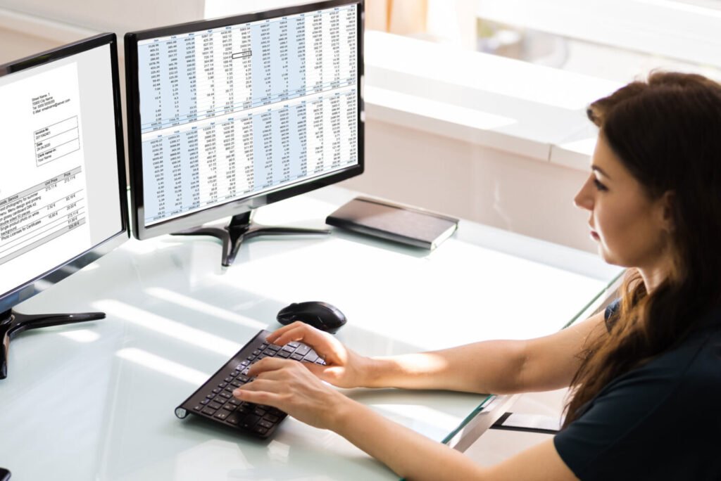 Payroll Services in Derbyshire For Your Business Growth