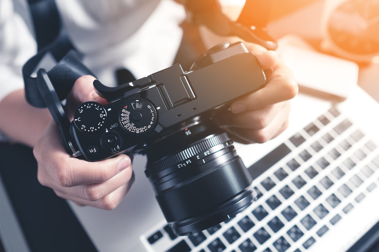 Book A Photoshoot To Create Great Profile Pictures For Your Online Dating Profile