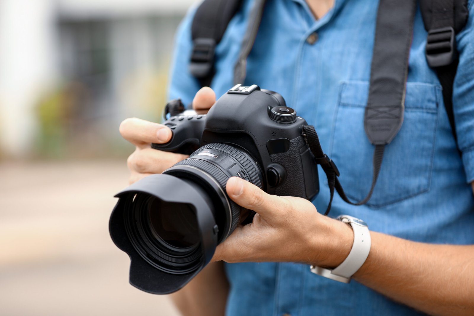 Book A Photoshoot To Create Great Profile Pictures For Your Online Dating Profile
