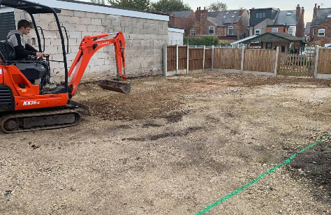 Browse for the best mini digger hire in Derbyshire, reach us