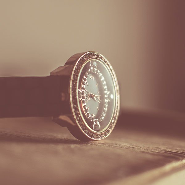 Selling Your Luxury Watches for Instant Cash