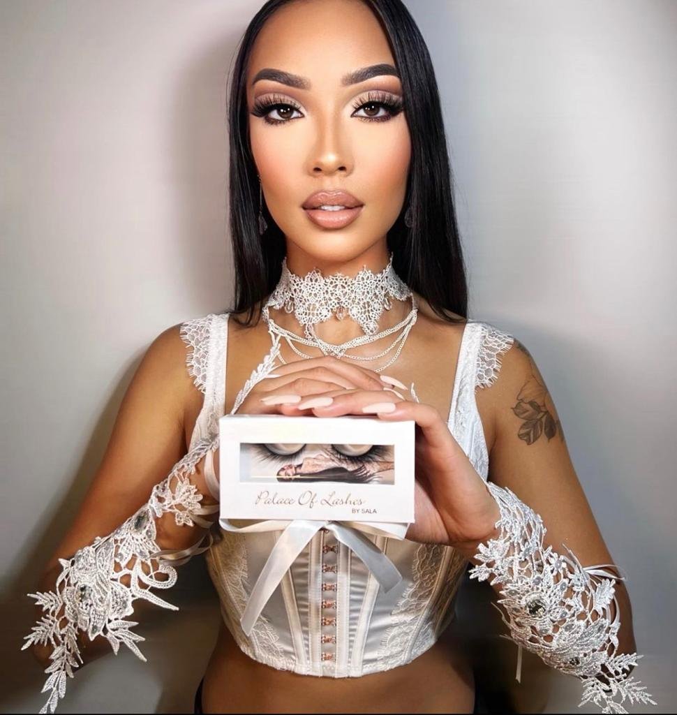 Lashes for sale/Glam Make Up Artist, London-based and can travel.