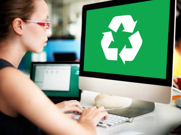 LAPTOP EQUIPMENT RECYCLING & DISPOSAL SERVICE IN MANCHESTER