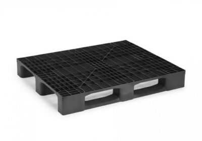 monoblock-industrial-pallet-with-3-runners-600×400-1