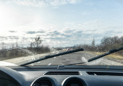 Here’s how you demist Your Windscreen either Idling or Driving?