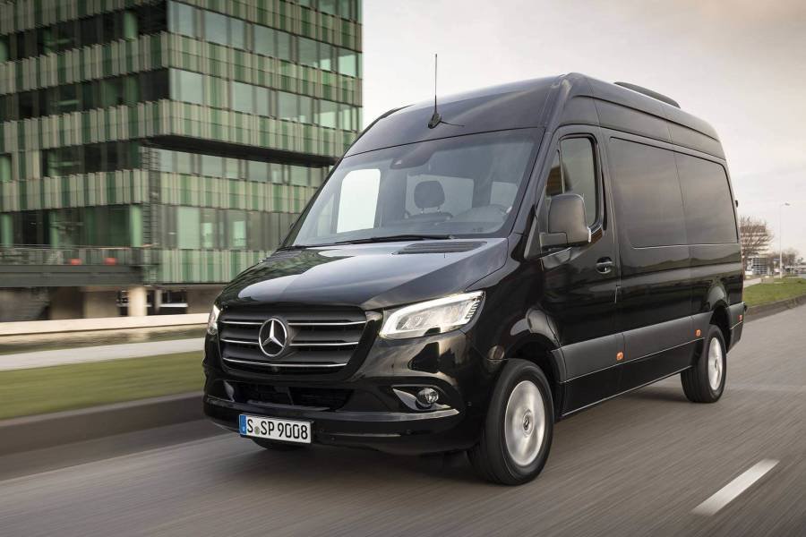 Hire Mercedes Benz Sprinter MWB Van in Wembley