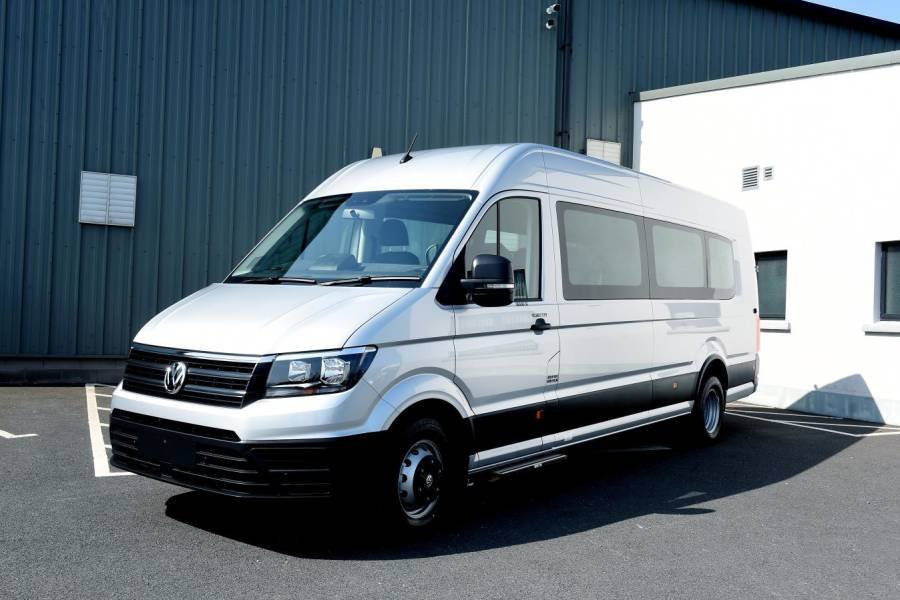 MPV Minibus Volkswagen 17 Seater For Hire in Wembley