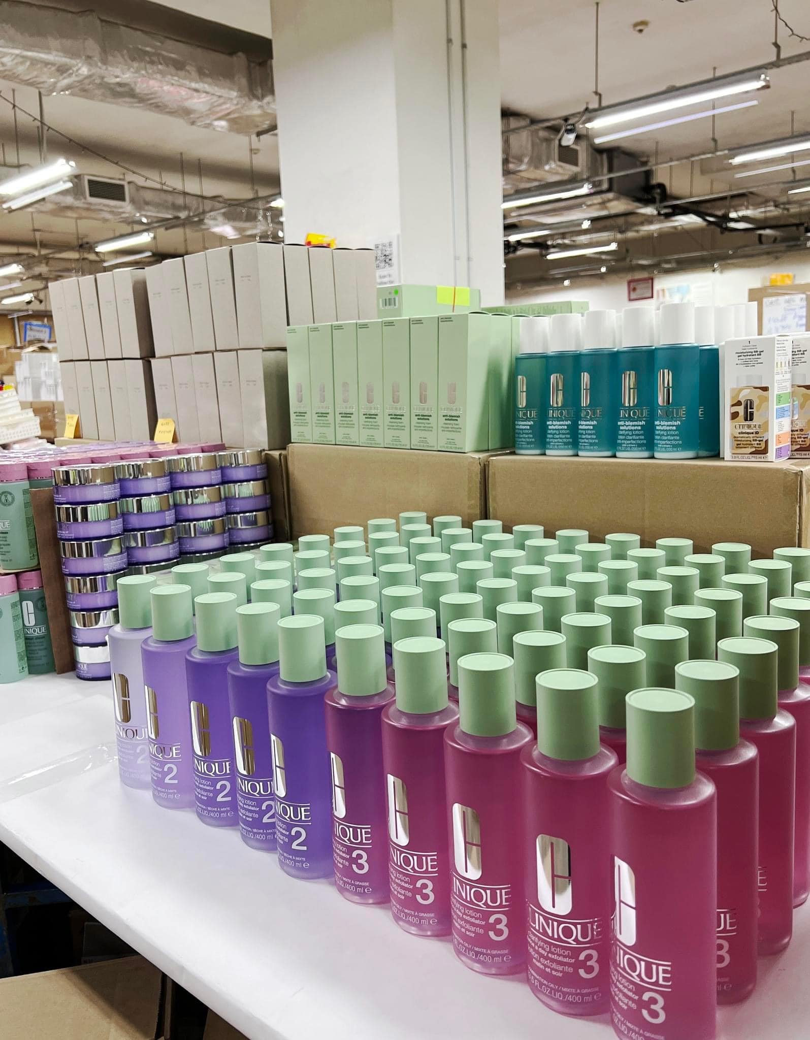 Wholesale Niche Perfumes & Skincare Cosmetics & Beauty Makeup