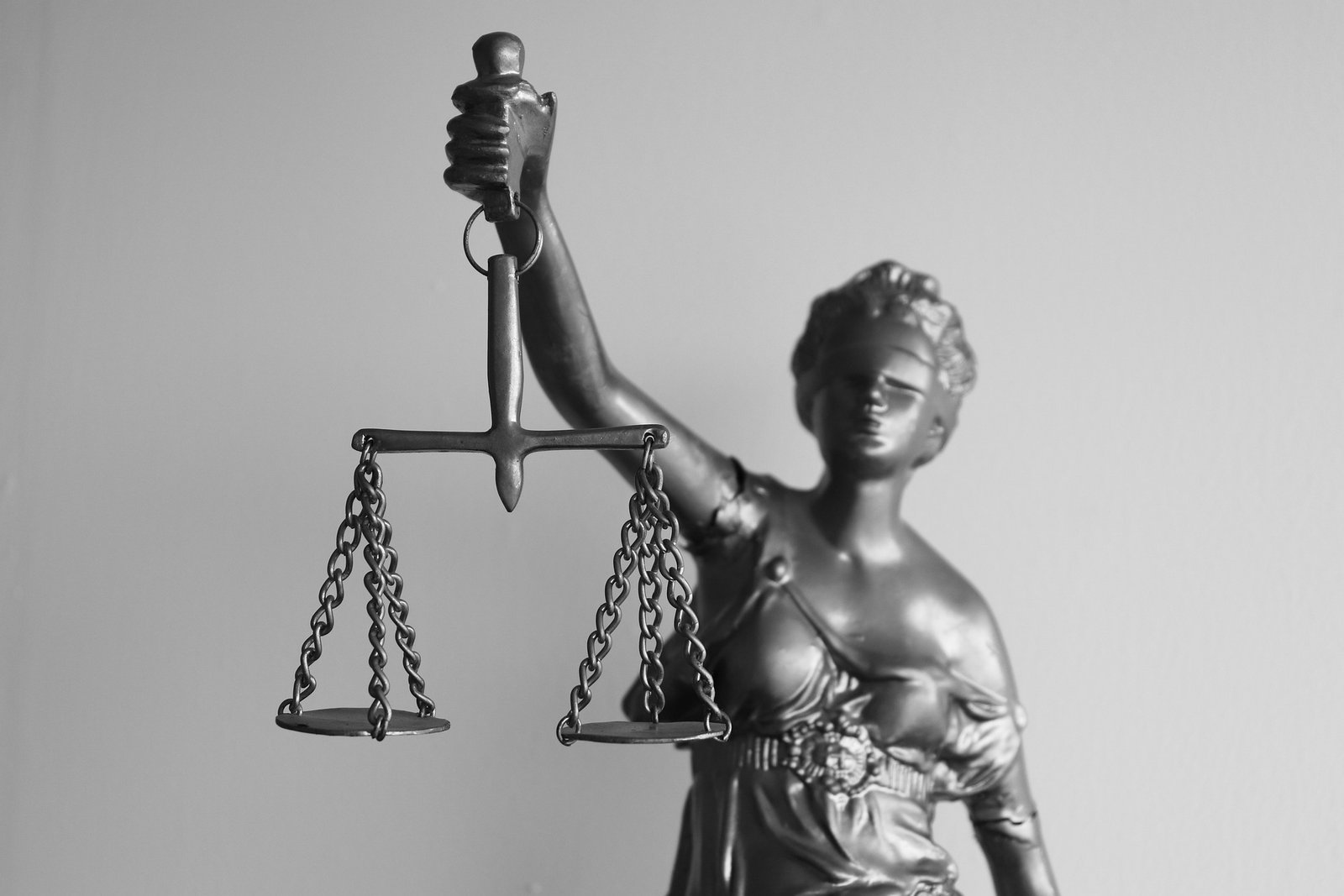 Legals 4 Lawyers: Navigating Your Legal Recruitment Journey in Bedfordshire