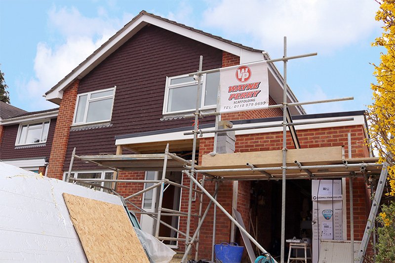 Scaffolding in Berkshire Made Easy – Wayne Perry Scaffolding Contractors