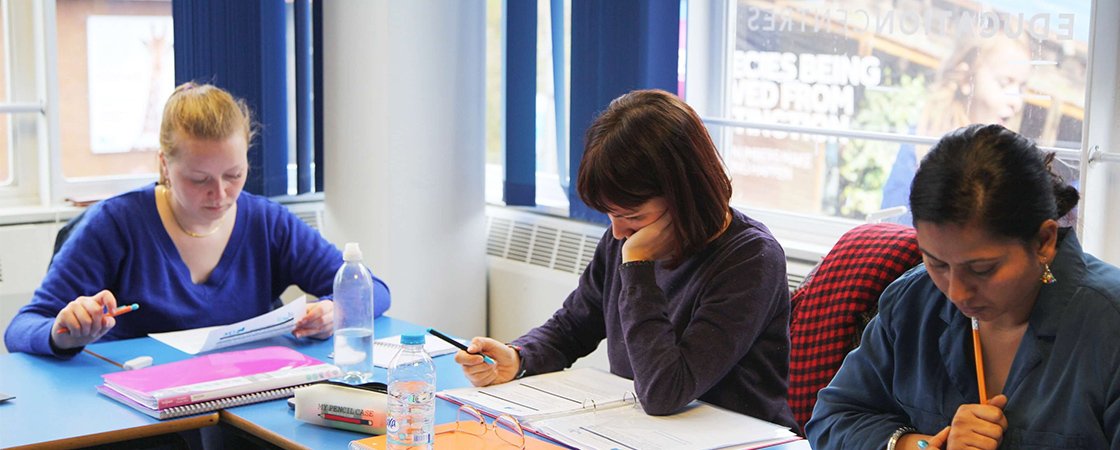 Academic IELTS exam preparation course in London – Study english in the UK
