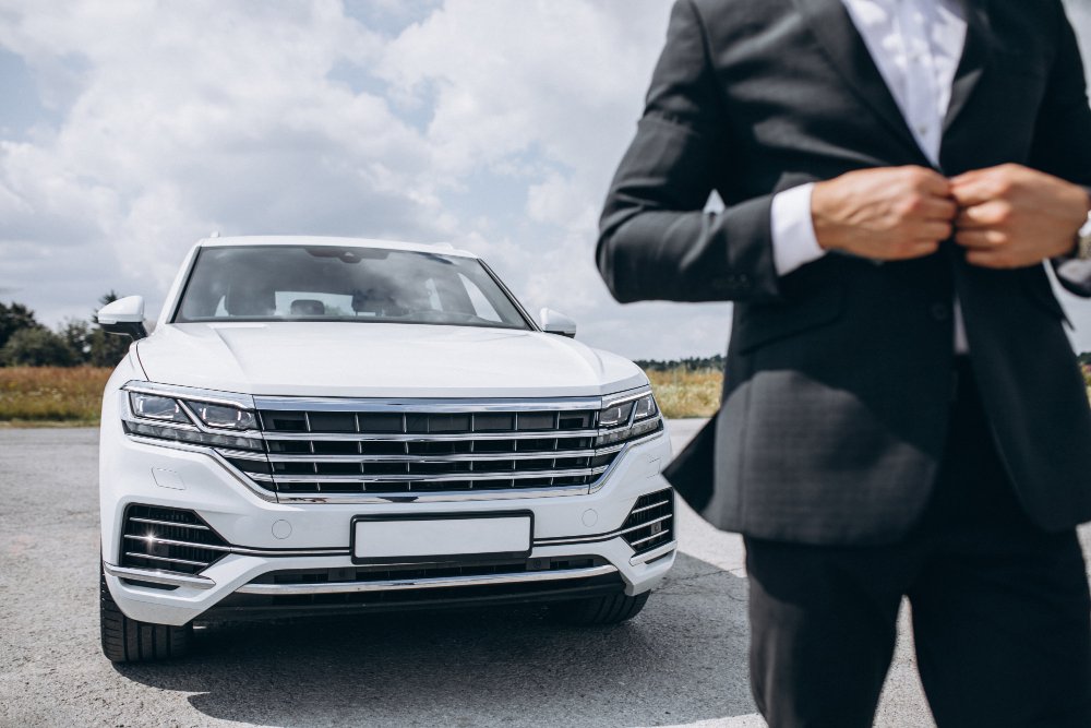 Are You Looking for Chauffeur Airport Services In Manchester?