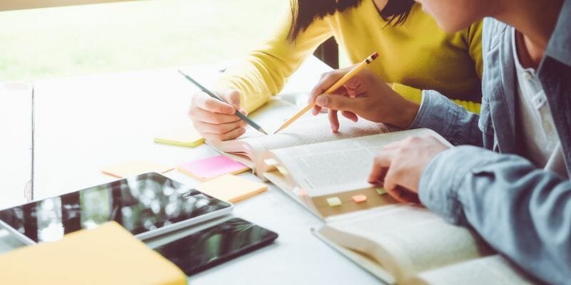 Can I pay someone to do my assignment in Australia?