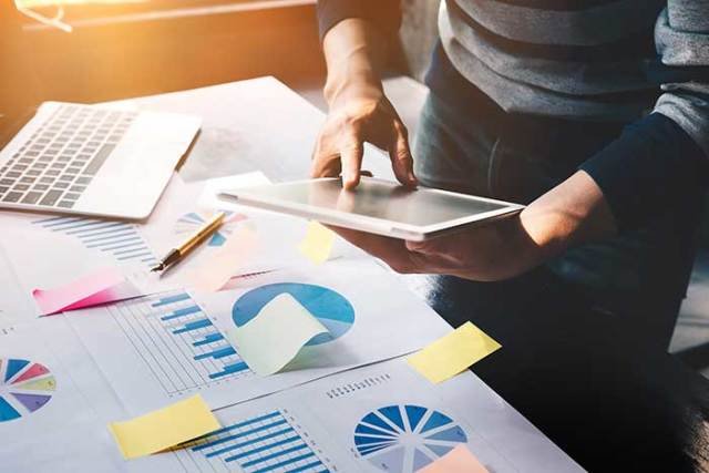 Hassle-free Tax Preparation by Our Certified Accountants in Crawley